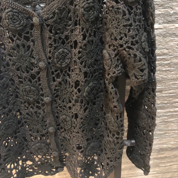 Women’s Knitted Lace Design Sweater - Picture 6 of 9